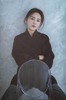 高校女生开灯
